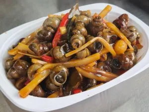 金弟炒螺蛳粉(驾鹤店)