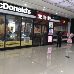 麦当劳(郑州二七万达店) User Photo
