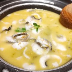 九锅一堂酸菜鱼(三峡广场印象汇店) User Photo