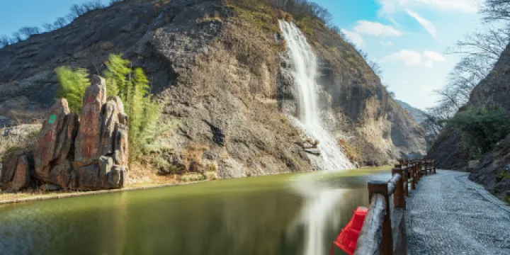 天堂寨旅遊景區-大別山國家地質公園