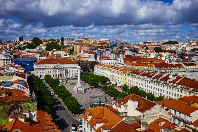 Vé máy bay Lisbon Takoradi