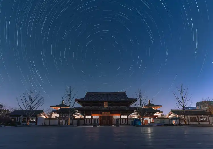 Hotels near Jiangyinshenhua Temple