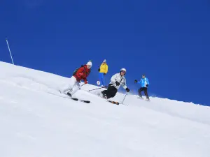 간저우 옌산 스키 리조트
