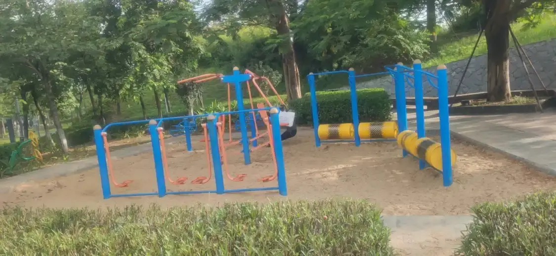 Hotels near Changxin Park