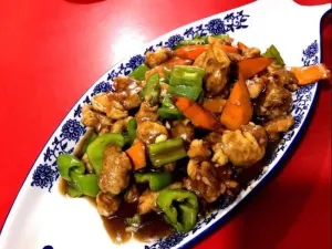 夕陽紅小吃（皇城公寓店）