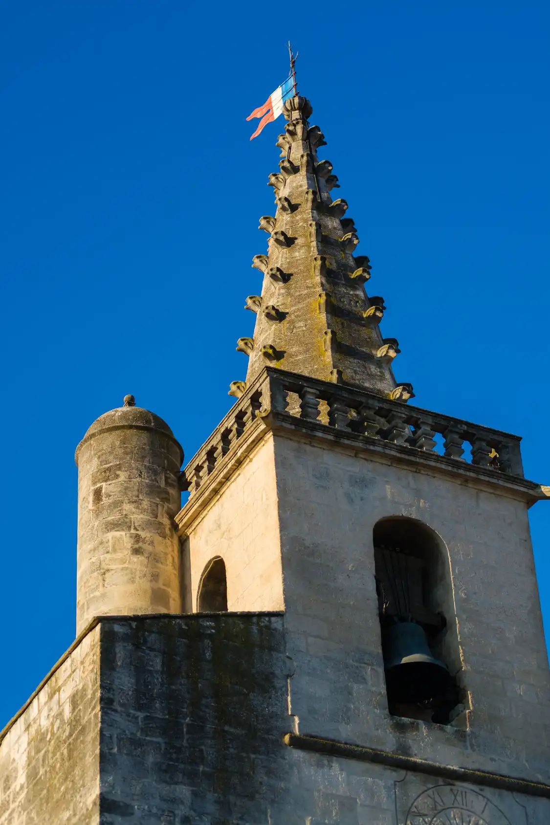 Hotels near Ménerbes
