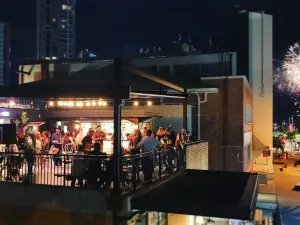 Mr P.P.'s Deli & Rooftop