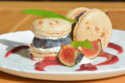 Cafe La Jatte Le Restaurant