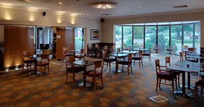 DINING  at  Mercure Hull Grange Park Hotel