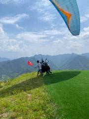 生仙裡國際滑翔傘基地