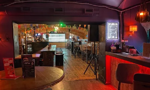 Los Bandidos Bar