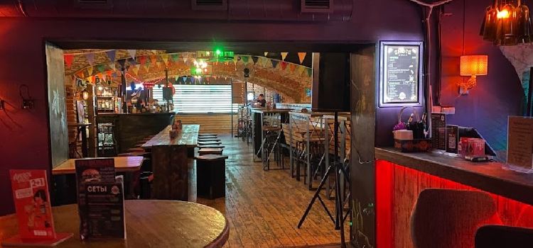 Los Bandidos Bar
