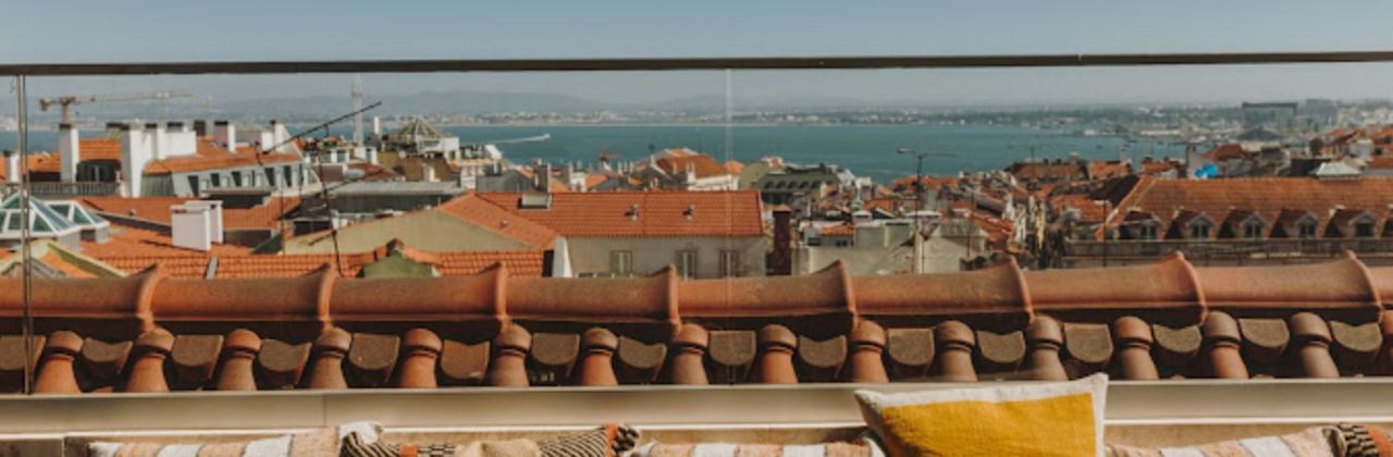 Lumi Rooftop Restaurant & Bar