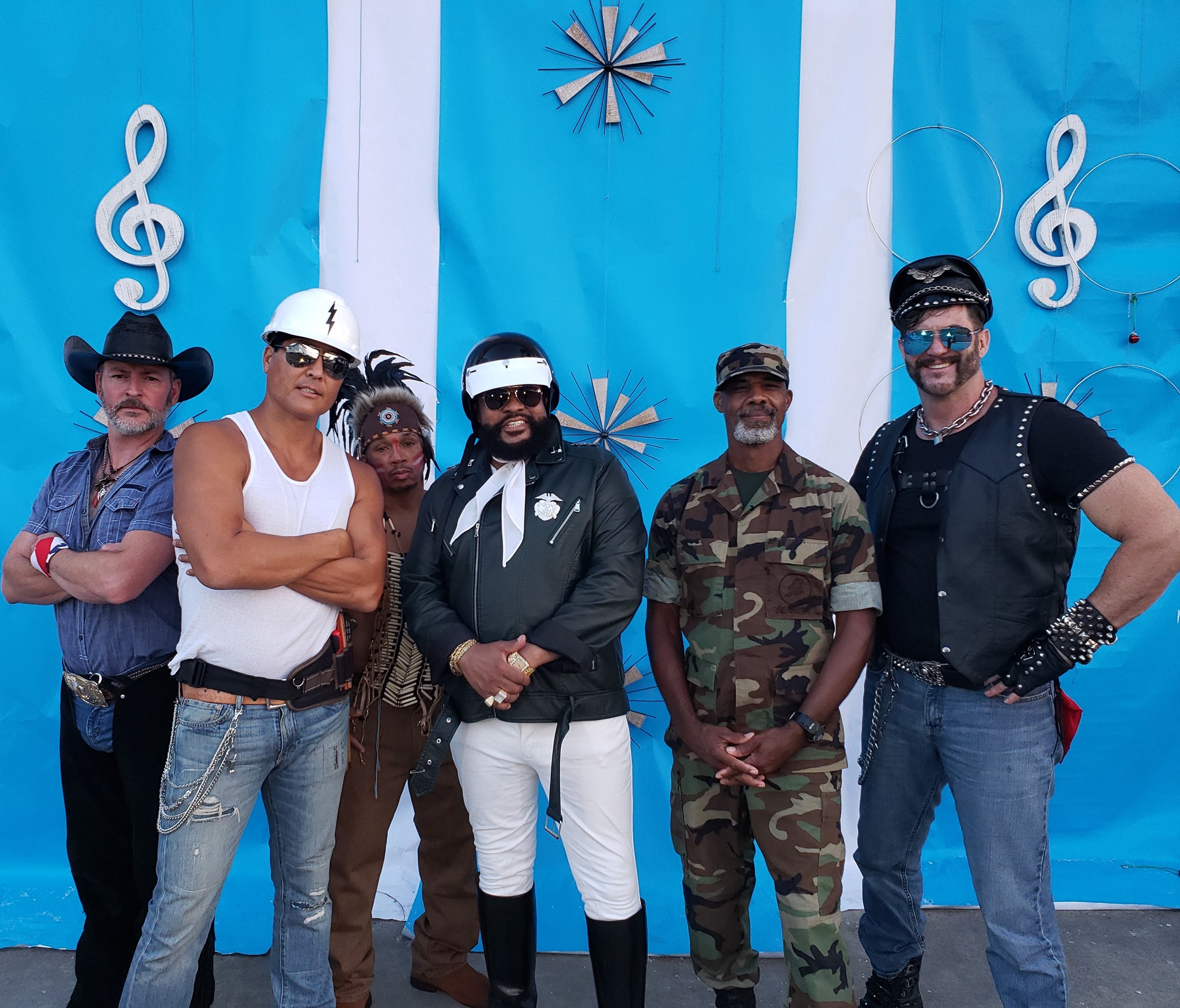 Tonsberg | Village People Tour | Foynhagen