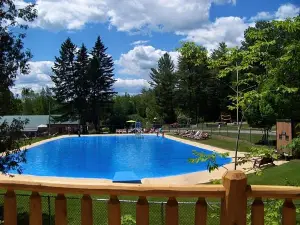 Yogi Bear's Jellystone Park at Yonderhill in Madison, ME