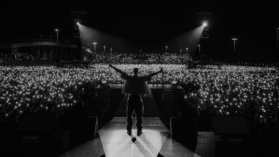 로 | Emis Killa 콘서트