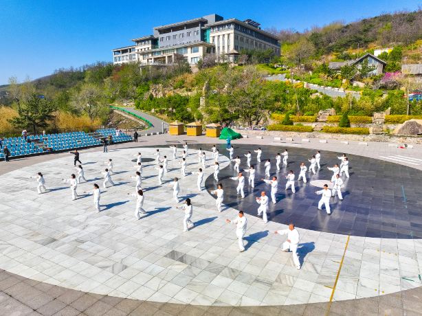 Daqingshan Tourist Site