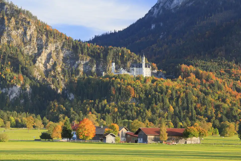 2_Neuschwanstein Castle