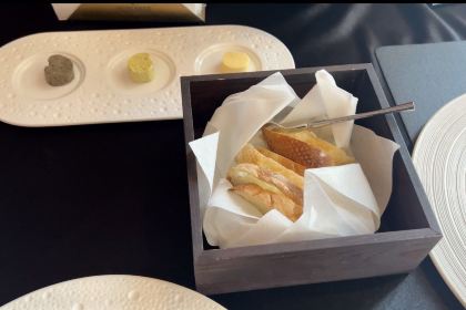 伍贰赫兹·云上法餐厅(太原店)