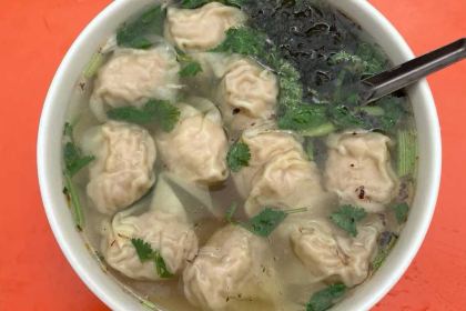 石门侯·石门馄饨侯(革新北街店)