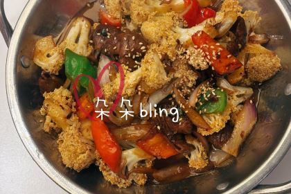 Chen Wu Xie Huang Baozi Stuffed With Juicy Pork