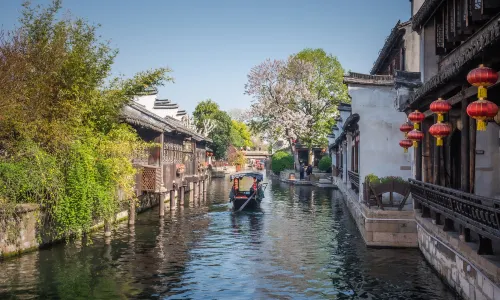 Nanxun Ancient Town Rowboat