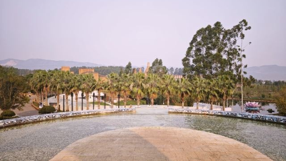 Mile "Dongfeng Yun" Town - Viewing Platform