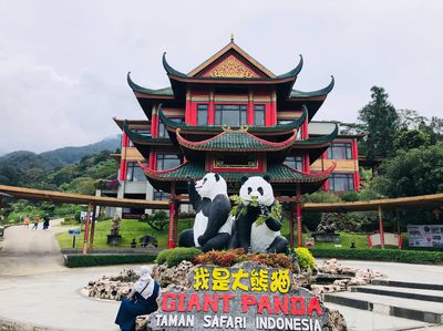 Istana Panda Indonesia Taman Safari Bogor