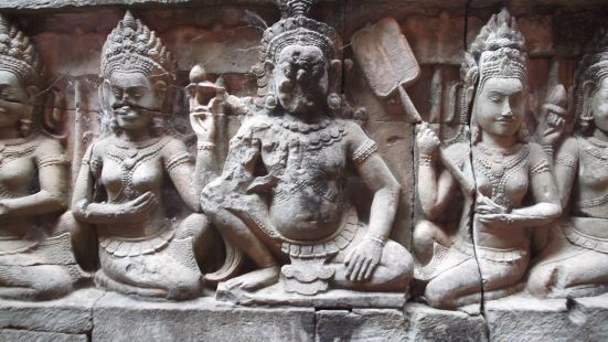 ライ王のテラスの写真 シェムリアップの観光スポットの写真 Tripメモリー ライ王のテラスの写真 シェムリアップの観光スポットの写真 Tripメモリー