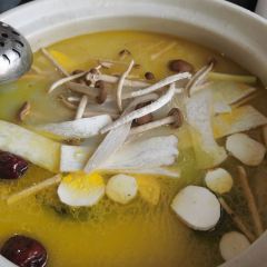 银杏乌鱼庄(湖滨路店) User Photo