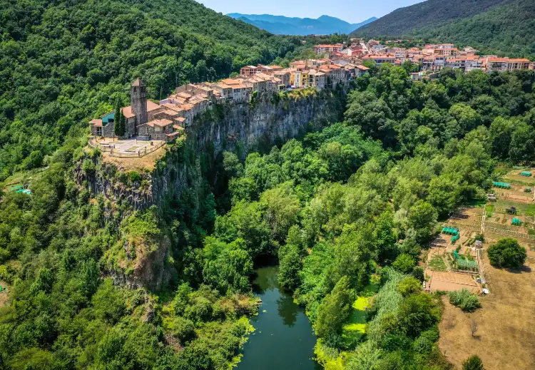 Castellfollit De La Roca