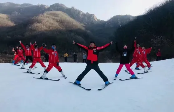 4_Dahong Stockaded Village Ski Field