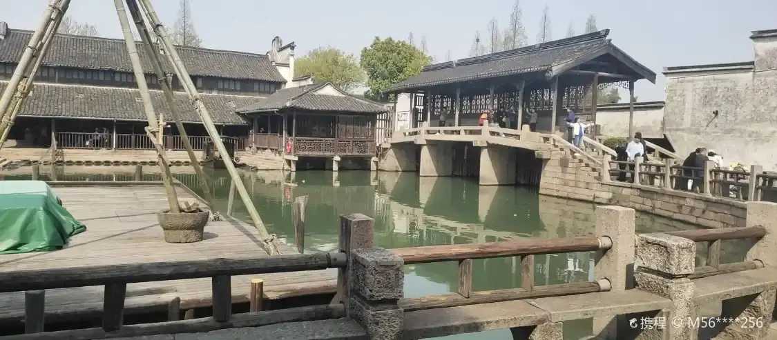 鄰近財神灣的酒店