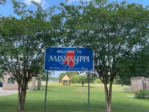 Rest Stop & Mississippi Welcome Center