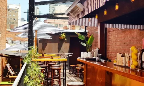 Union Electric Bar & Rooftop