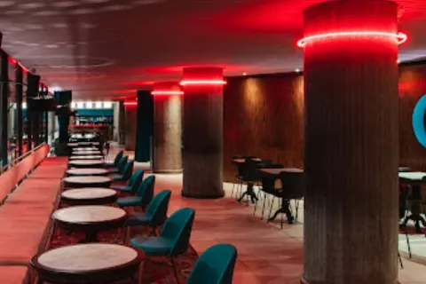 Riviera Bar