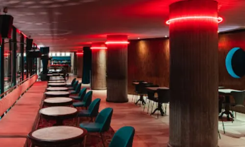 Riviera Bar