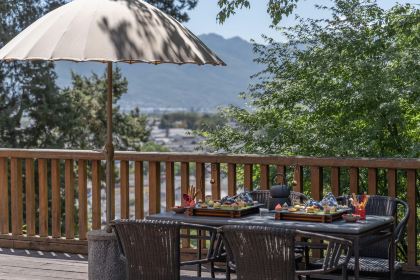 Amandayan Tea House Bistro