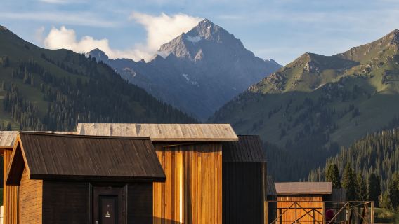 Gongliu Kuerdening Bairui Campsite