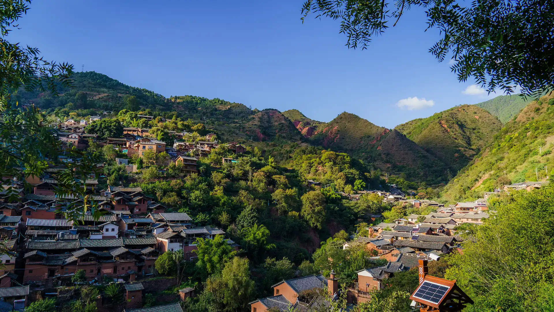 Hoteles cerca de Nuodeng Old Village