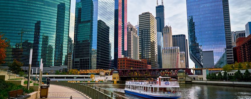 Shoreline Sightseeing(Michigan Avenue)