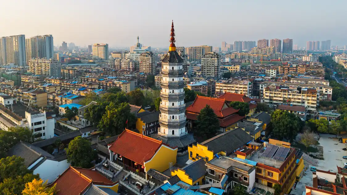 Hotels near Zhenfeng Tower