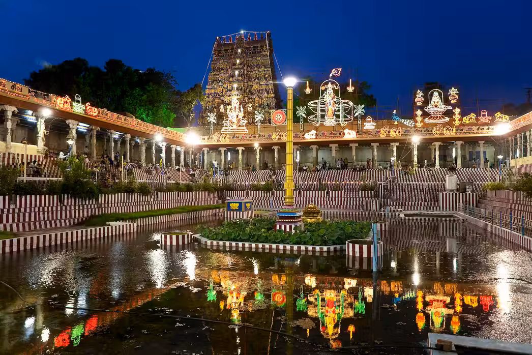 Vuelos ${{cityDName}} Madurai