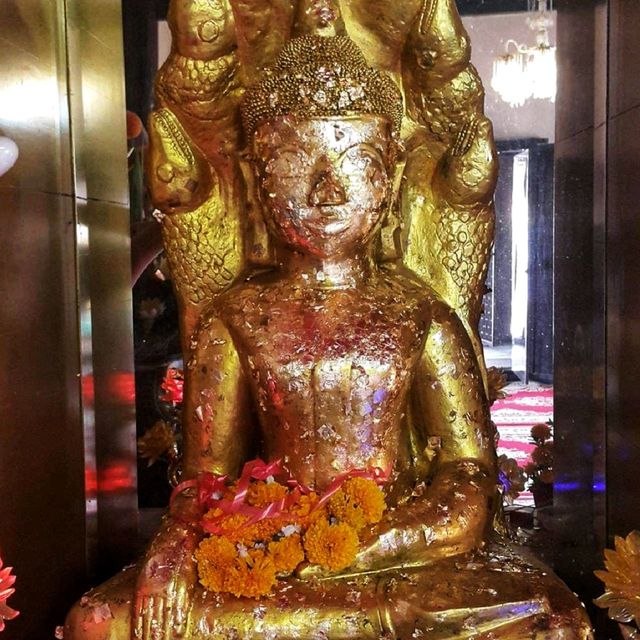 พระพุทธ​รูปศิลาแรง​ อายุพันกว่าปี