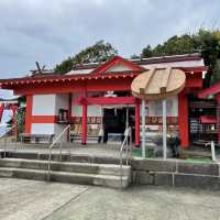 お釜の蓋が有名"釜蓋神社"