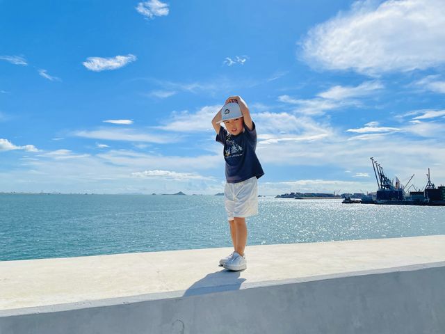香港最新打卡景點，海景草地偽旅行拍照超美