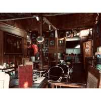 Kafe Water Castle