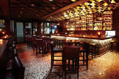 BROWNSTONE布朗石西班牙餐厅酒吧(永嘉庭店)