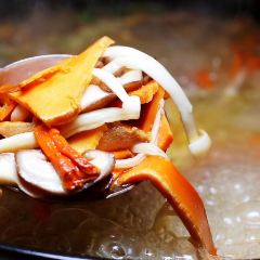 豪哥野生菌牦牛肉土鸡汤锅火锅(康定老城店) User Photo