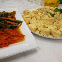 抹直口特色菜馆(一店) User Photo
